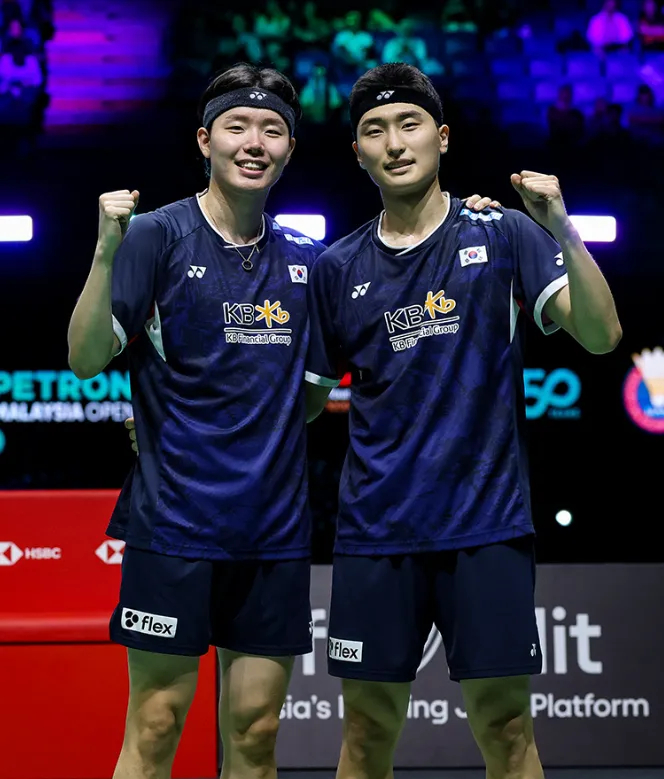 马来西亚队轻取印度队，石宇奇统治全场